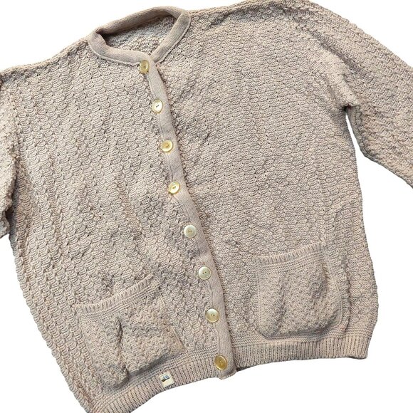 Vintage 1940s-1950s Beige/Light Brown 3/4 Sleeve Cardigan Front Pockets Sweater - Picture 4 of 9